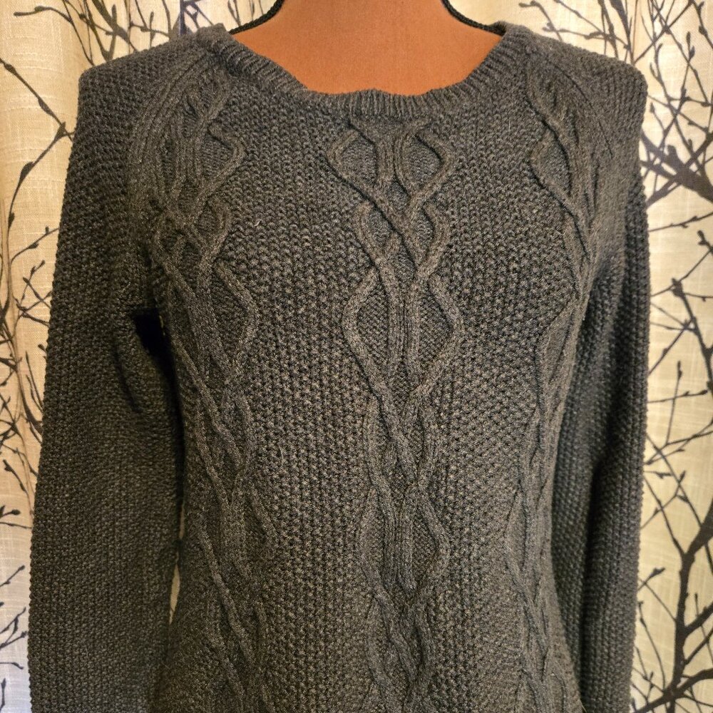 DONATED - GAP cable knit wool sweater